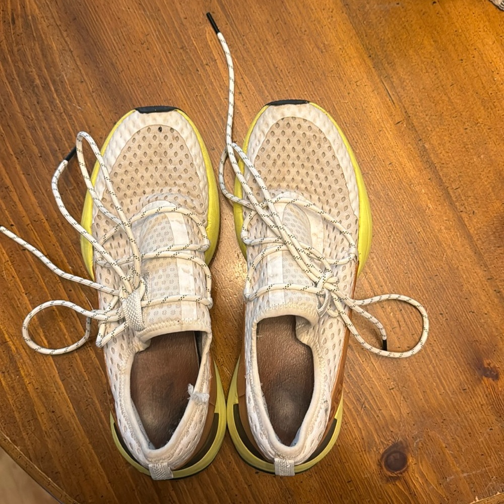 Sorel kinetic lace sneakers